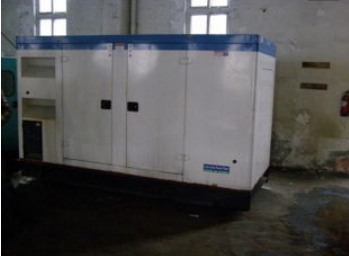 凤阳康明斯150kw大型柴油二手发电机组